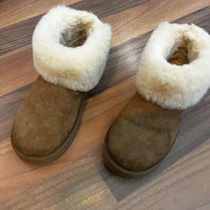UGG Australia Classic Mini Fluff Chestnut Size 6